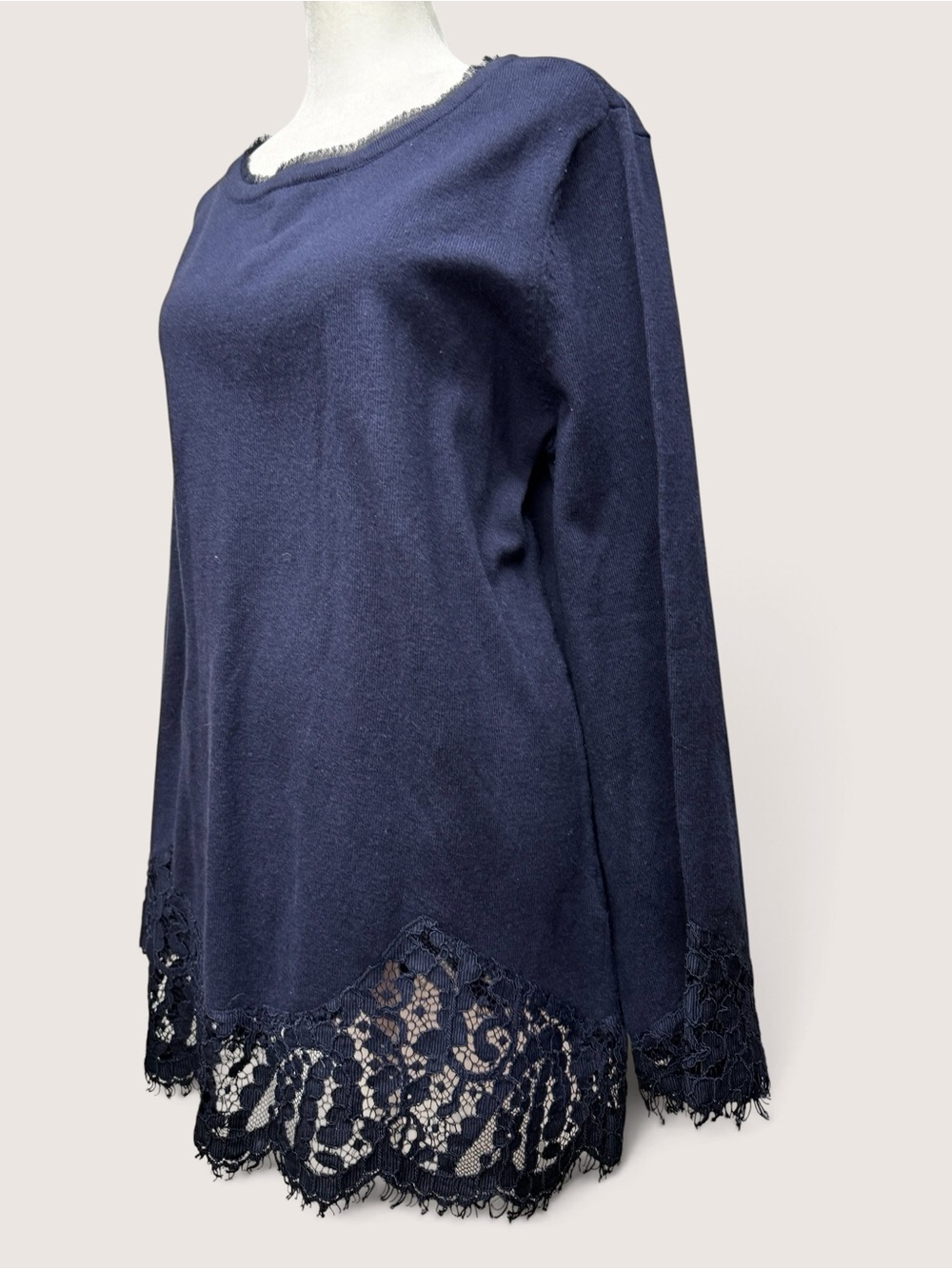 Soft Surroundings Women's Navy Lace-Hem Long Sleeve Top Sz L